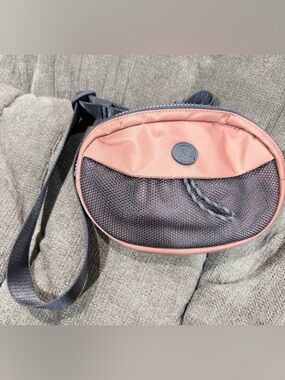 lululemon Crossbody Belt Bag